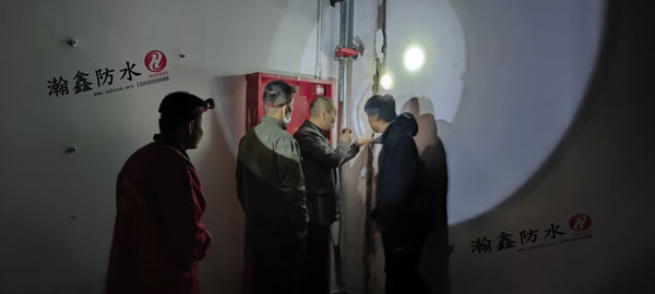 恭喜西安瀚鑫防水公司承接的幸福林帶地下防水堵漏工程進(jìn)場(chǎng)了